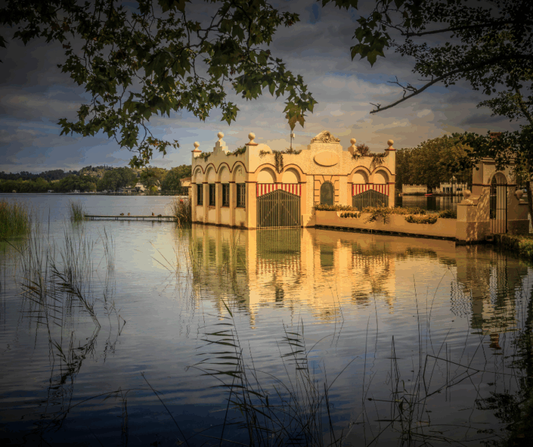 Rutas naturales de invierno en Girona para disfrutar con tu perro